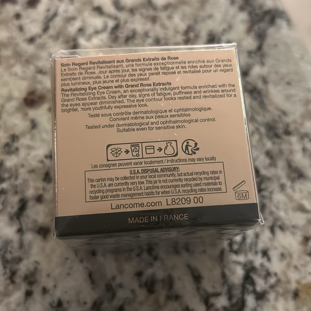 Lancôme | Absolue Revitalizing Eye Cream 20 ml - Picture 3 of 5